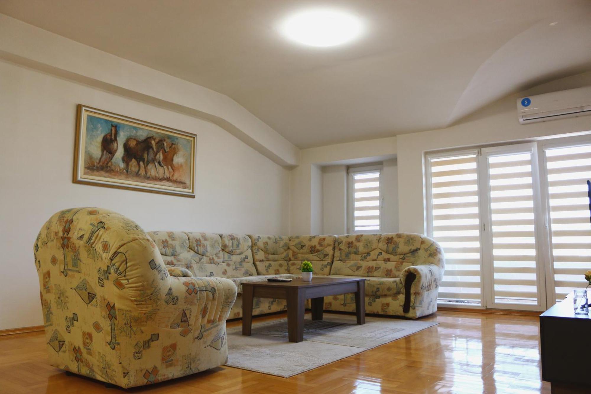 S Apartment Σκόπια Εξωτερικό φωτογραφία